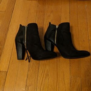 Mossimo black booties
